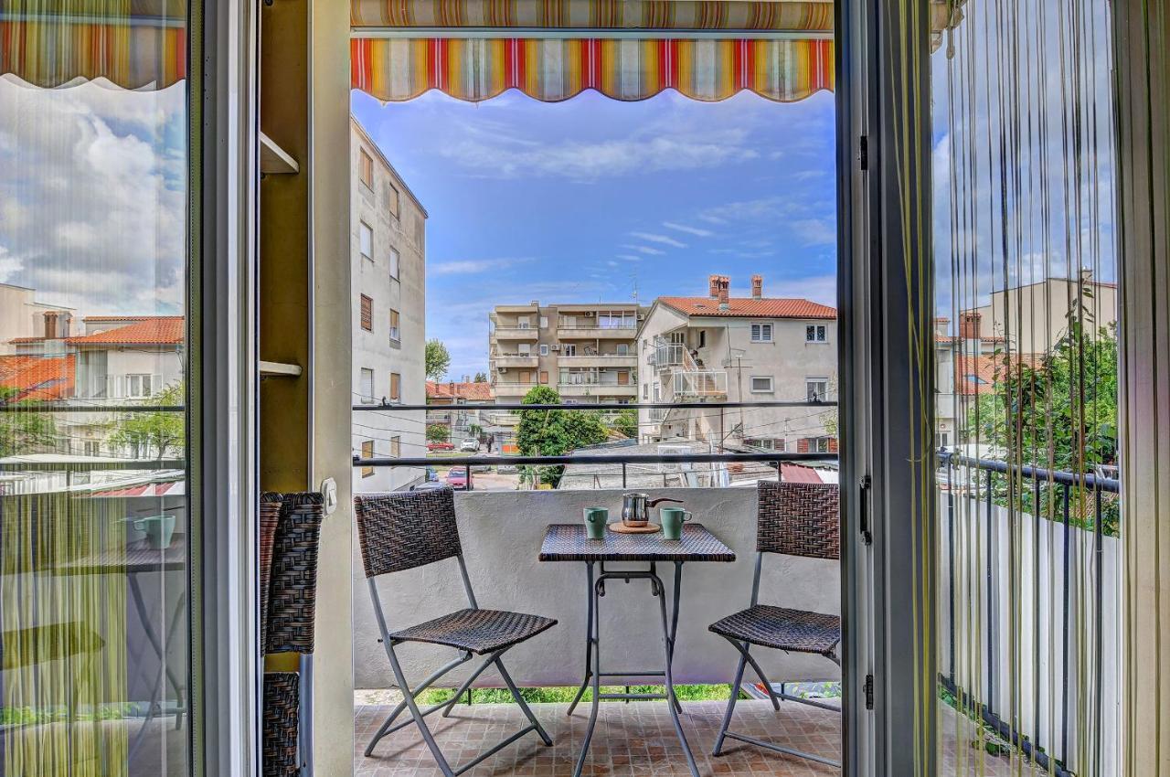 Lina Appartement Pula Buitenkant foto